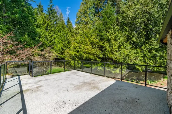 3285 St. Annes Drive, North Vancouver For Sale - image 19