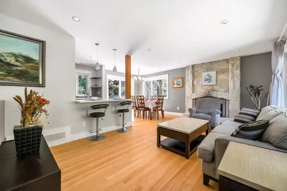 3285 St. Annes Drive, North Vancouver For Sale - image 4