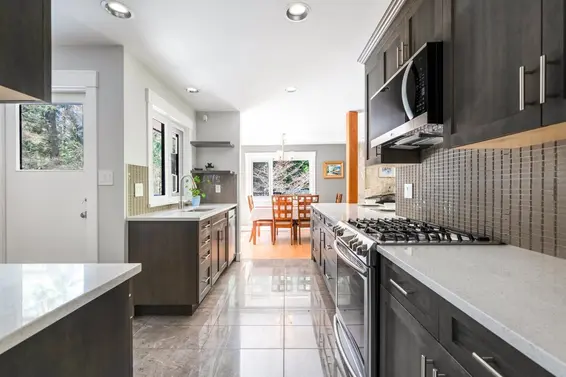 3285 St. Annes Drive, North Vancouver For Sale - image 7