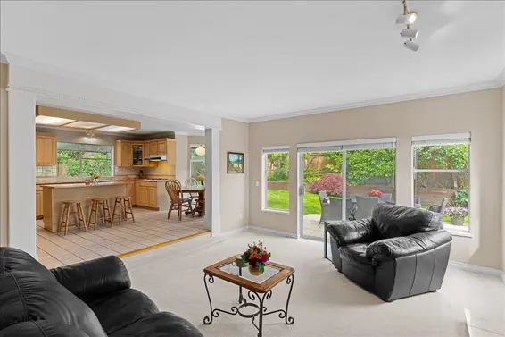 2471 Mowat Place, North Vancouver For Sale - image 11