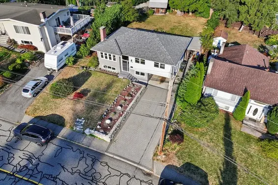 814 Plymouth Drive, North Vancouver For Sale - image 2
