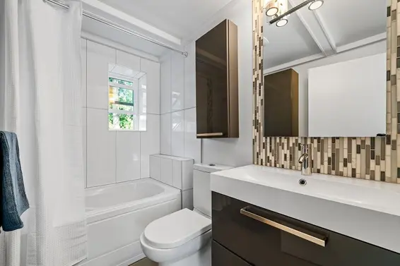 814 Plymouth Drive, North Vancouver For Sale - image 32