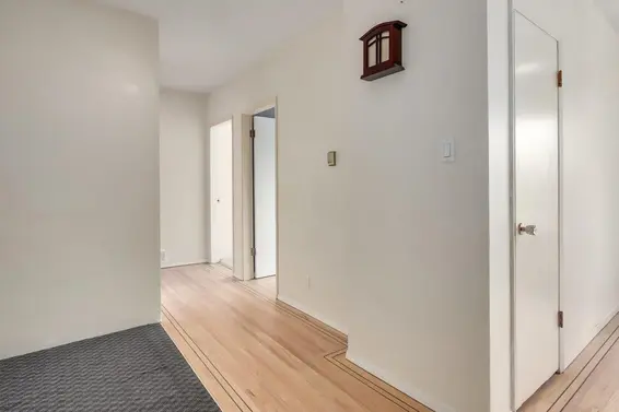 2984 Plymouth Drive, North Vancouver For Sale - image 16