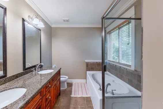 1270 Mill Street, North Vancouver For Sale - image 24
