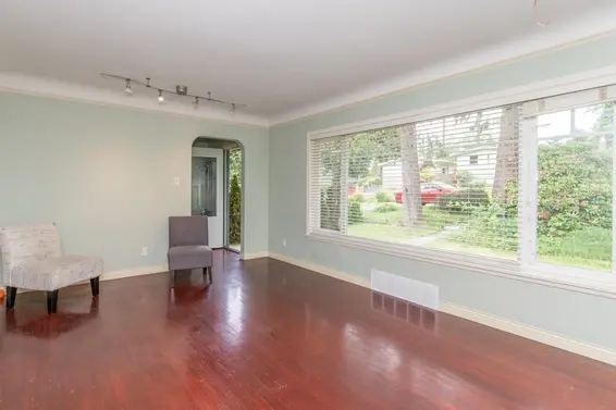 341 West 24th Street, North Vancouver For Sale - image 6