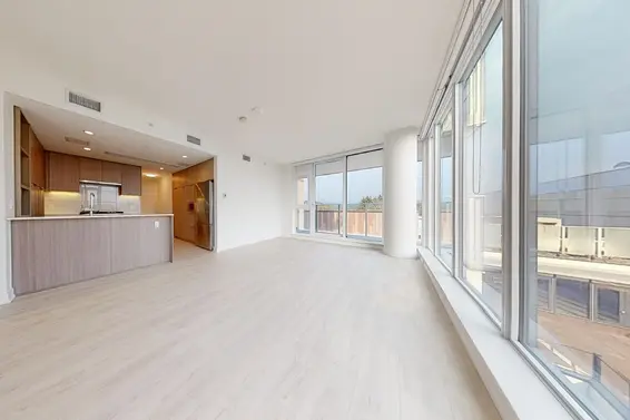 603 1471 Hunter Street, North Vancouver