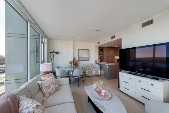 603 1471 Hunter Street, North Vancouver For Sale - image 9