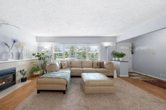 3020 Thorncliffe Drive, North Vancouver For Sale - image 4