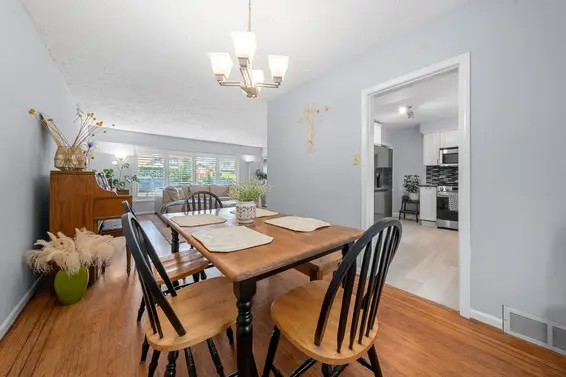 3020 Thorncliffe Drive, North Vancouver For Sale - image 8