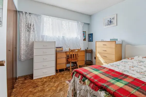 407 East 13th Street, North Vancouver For Sale - image 11