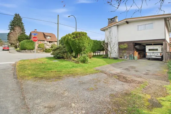 407 East 13th Street, North Vancouver For Sale - image 20