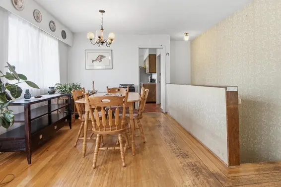 407 East 13th Street, North Vancouver For Sale - image 4