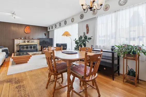 407 East 13th Street, North Vancouver For Sale - image 5