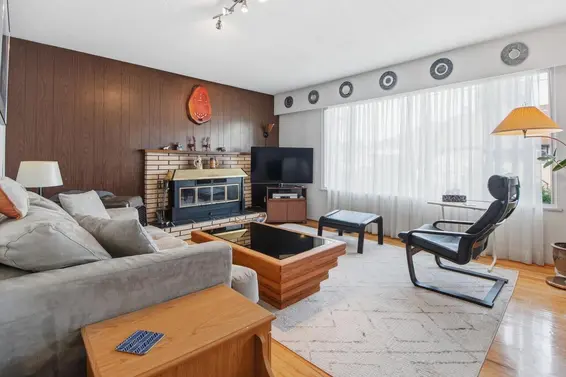 407 East 13th Street, North Vancouver For Sale - image 8