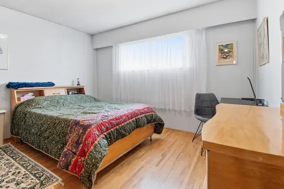 407 East 13th Street, North Vancouver For Sale - image 9