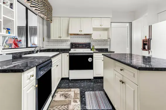 2599 Masefield Road, North Vancouver For Sale - image 21