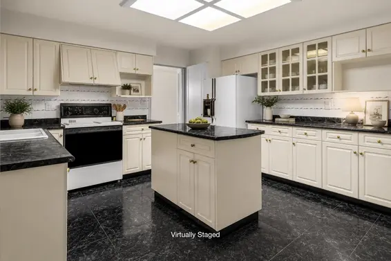 2599 Masefield Road, North Vancouver For Sale - image 5