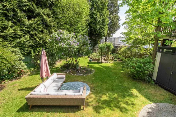 1560 Macgowan Avenue, North Vancouver For Sale - image 35