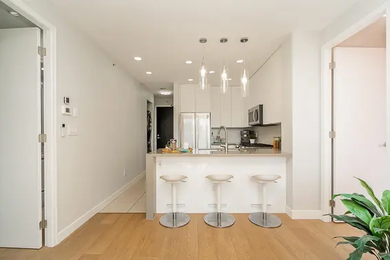 1002 170 West 1st Street, North Vancouver For Sale - image 10