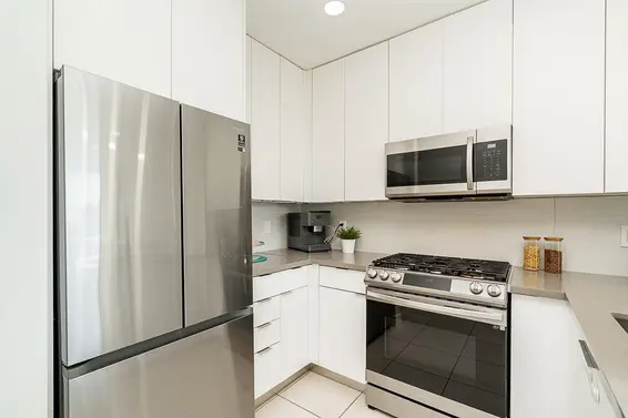 1002 170 West 1st Street, North Vancouver For Sale - image 7