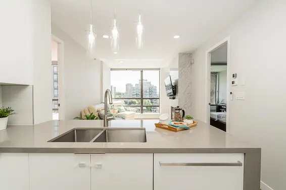 1002 170 West 1st Street, North Vancouver For Sale - image 8