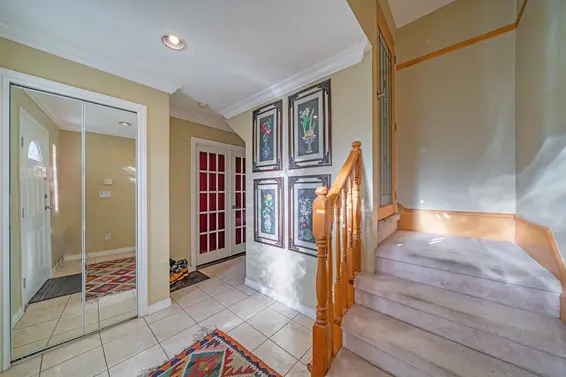 2052 Westview Drive, North Vancouver For Sale - image 2