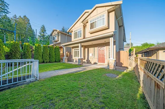2052 Westview Drive, North Vancouver For Sale - image 24