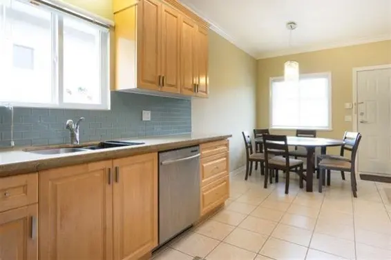 2052 Westview Drive, North Vancouver For Sale - image 4