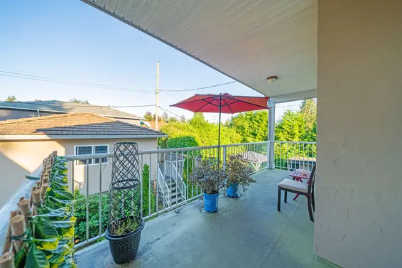 2052 Westview Drive, North Vancouver For Sale - image 6