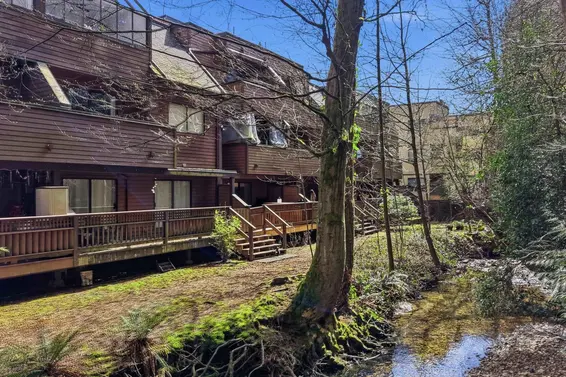 3321 Mountain Highway, North Vancouver For Sale - image 35