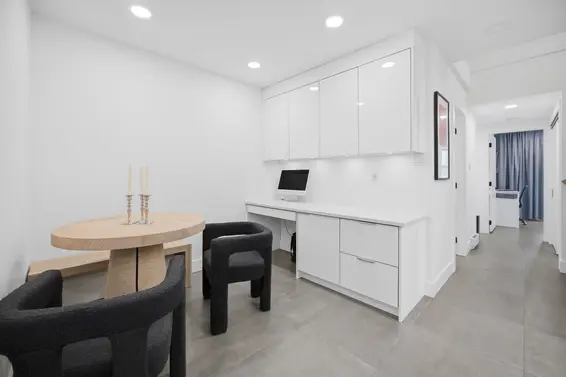 3321 Mountain Highway, North Vancouver For Sale - image 4