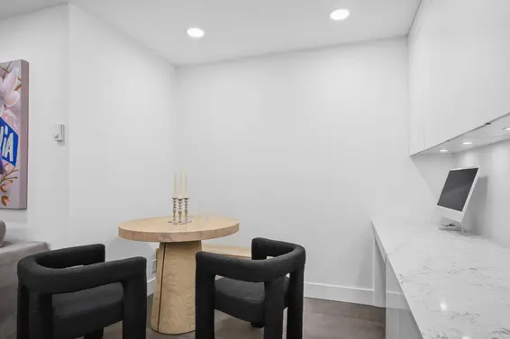 3321 Mountain Highway, North Vancouver For Sale - image 5