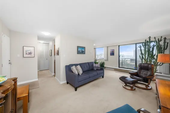 703 444 Lonsdale Avenue, North Vancouver For Sale - image 2