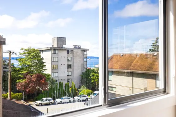 409 1363 Clyde Avenue, West Vancouver For Sale - image 12