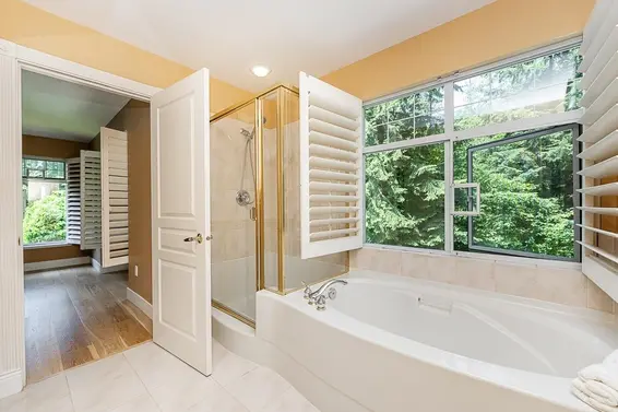 1190 Strathaven Drive, North Vancouver For Sale - image 25