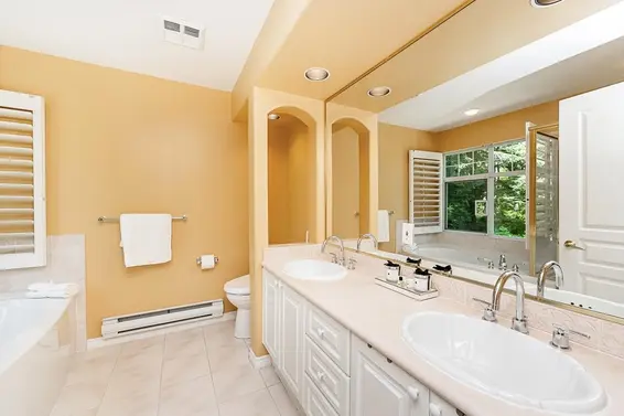 1190 Strathaven Drive, North Vancouver For Sale - image 26