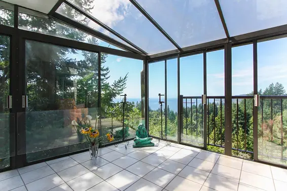 3803 Bayridge Avenue, West Vancouver For Sale - image 17