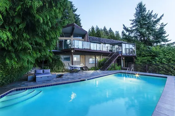 3803 Bayridge Avenue, West Vancouver For Sale - image 2