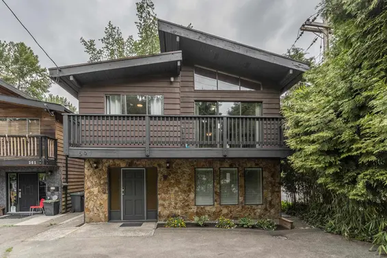 591 Riverside Drive, North Vancouver For Sale - image 2
