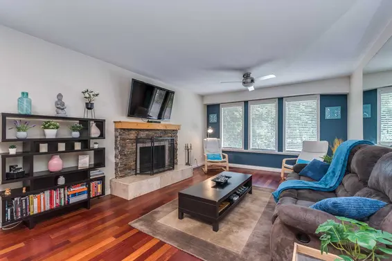 591 Riverside Drive, North Vancouver For Sale - image 24