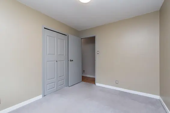 591 Riverside Drive, North Vancouver For Sale - image 30