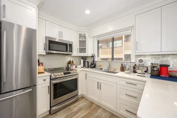 3201 Lonsdale Avenue, North Vancouver For Sale - image 18