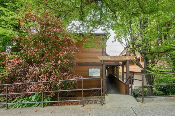 3201 Lonsdale Avenue, North Vancouver For Sale - image 39