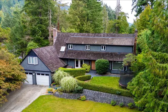 3760 Bayridge Avenue, West Vancouver