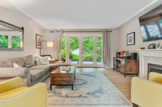 3760 Bayridge Avenue, West Vancouver For Sale - image 2