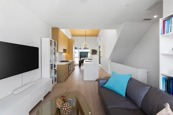 222 650 East 2nd Street, North Vancouver For Sale - image 17