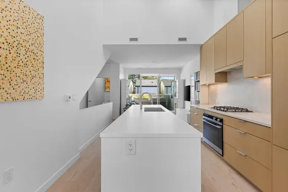 222 650 East 2nd Street, North Vancouver For Sale - image 25