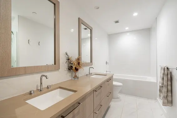 109 733 East 3rd Street, North Vancouver For Sale - image 20