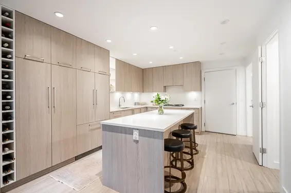109 733 East 3rd Street, North Vancouver For Sale - image 7
