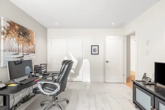 4 2425 Edgemont Boulevard, North Vancouver For Sale - image 27